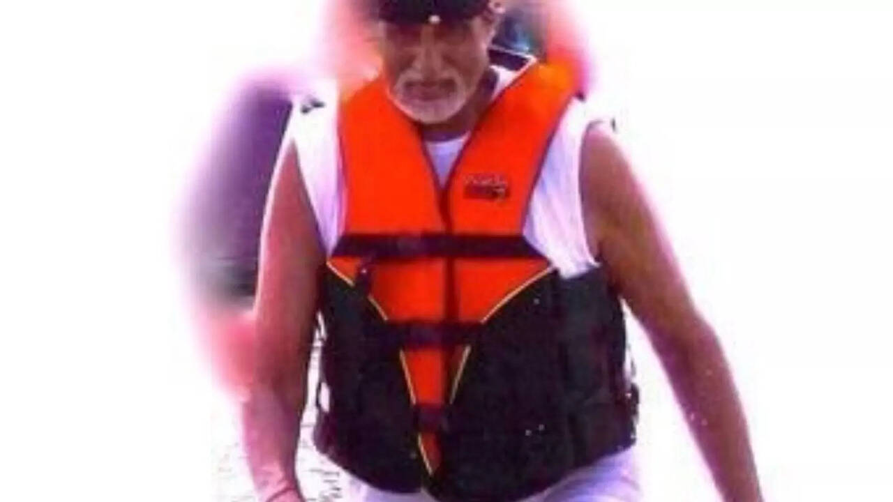 At 81, Amitabh Bachchan Takes Part In Adventurous Water Sports - PIC