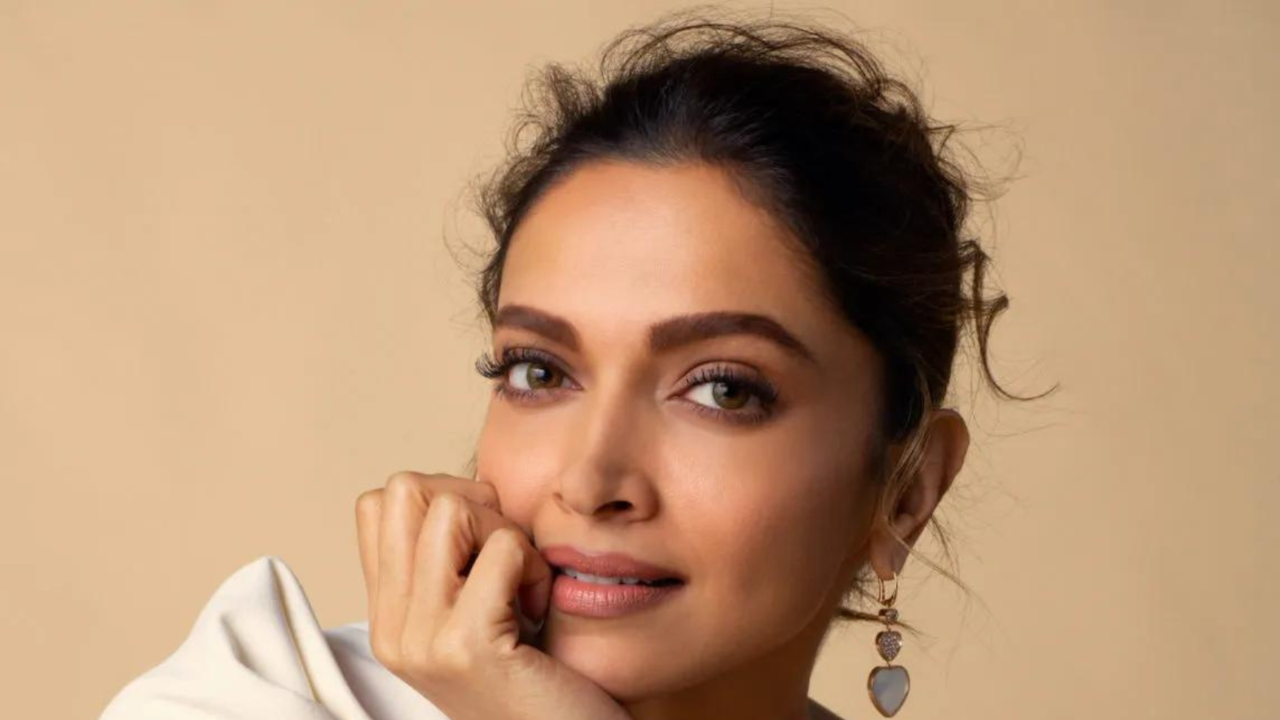 Deepika Padukone MISSES Fighter Trailer Launch Due To Health Issues, UNFOLLOWS Siddharth Anand On Instagram | Exclusive