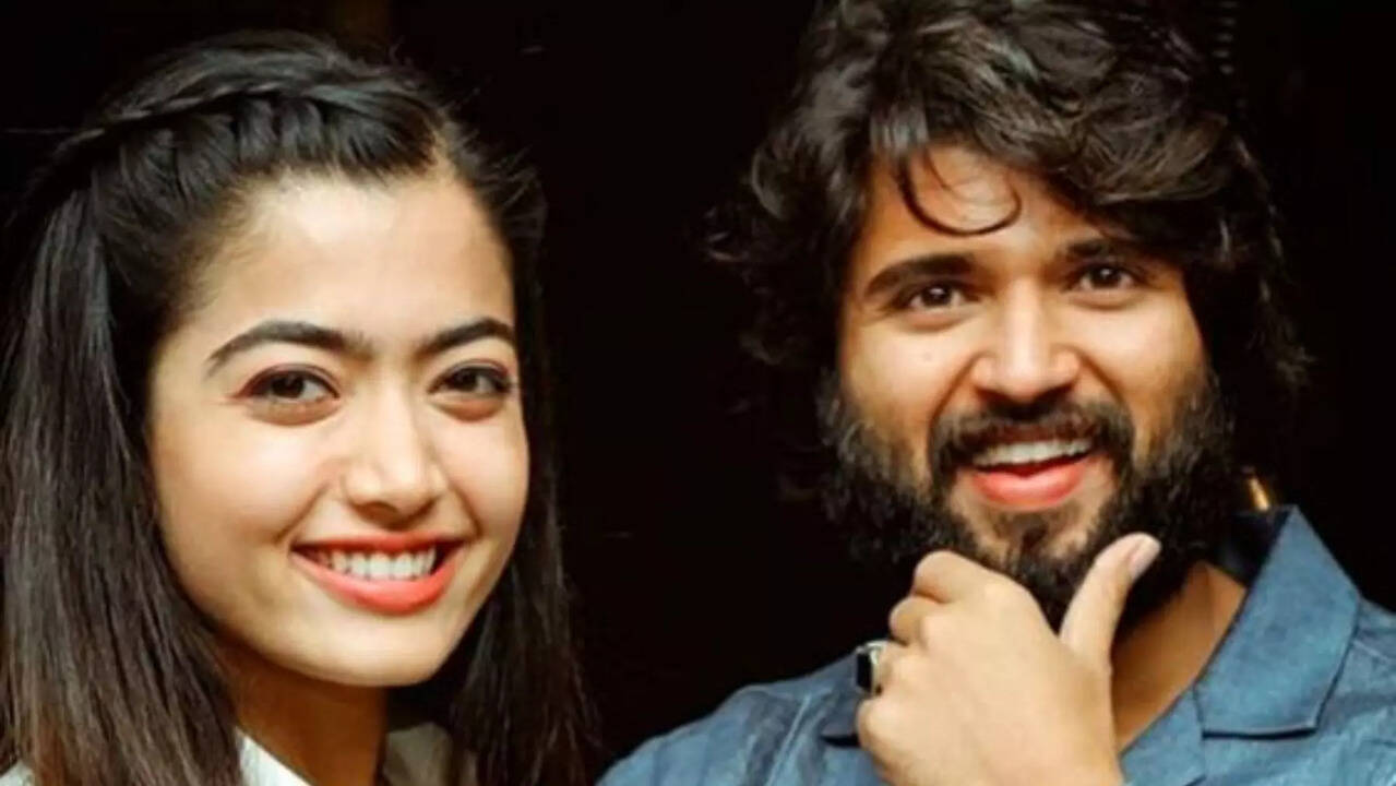 Rashmika Mandanna, Vijay Deverakonda Meet Secretly Through Charted Plane, Wedding Date NOT Fixed