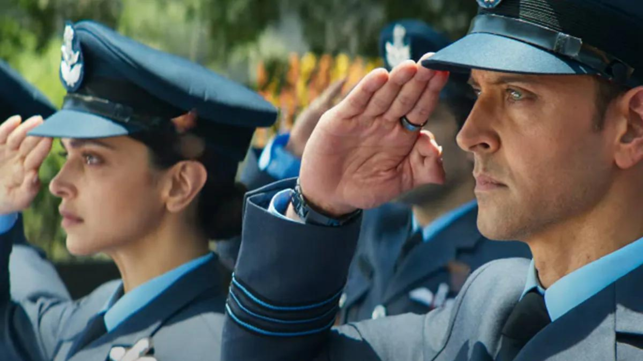 Fighter Box Office Collection Day 1 Early Estimates: Hrithik, Deepika's Film Might Not Take Ballistic Start | EXCL