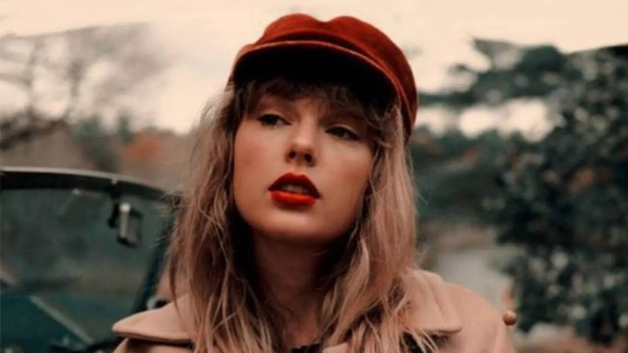 Taylor Swift's 'Sexually Explicit' DeepFake Pics Spark Outrage Among Swifties