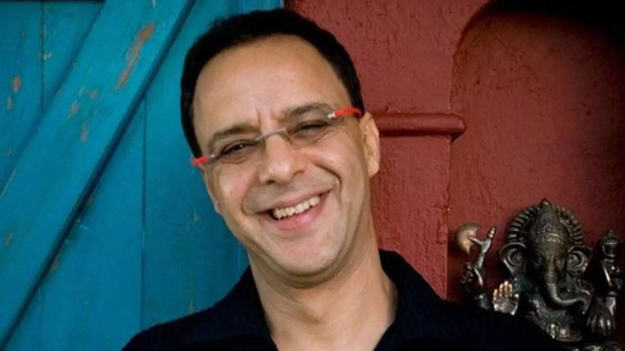 Filmfare Awards 2024: Vidhu Vinod Chopra Wins Best Director For Vikrant Massey Film 12th Fail