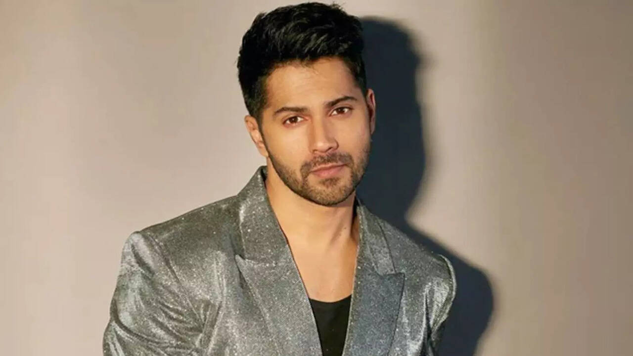 Exclusive! Filmfare Awards 2024: Varun Dhawan Denies Dulhania 3 Rumours, Drops Major Hint About VD18 With Atlee