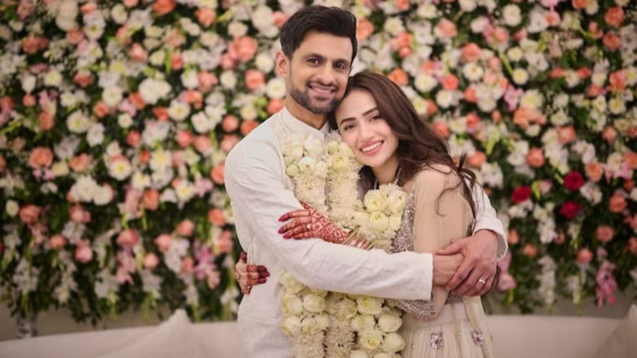 Shoaib Malik Finally REACTS To Trolls On Third Wedding With Sana Javed