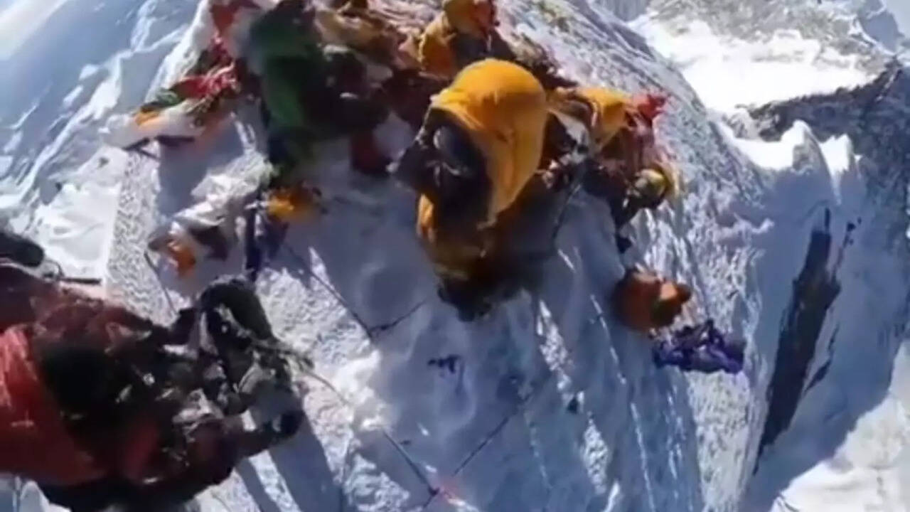 ​360-Degree View Atop Mount Everest Breaks Internet! See Post!