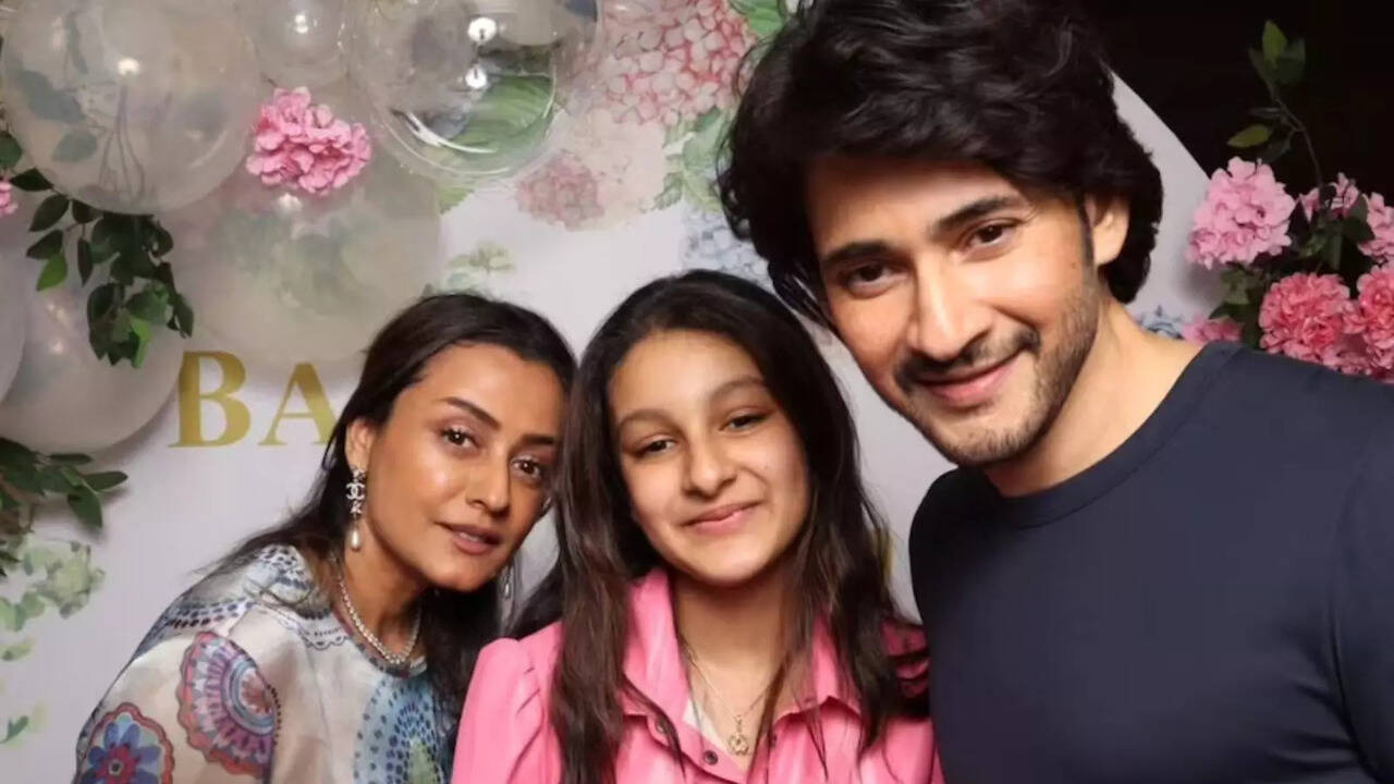 Mahesh Babu, Namrata Shirodkar Issue Strict Warning Against Daughter Sitara's Fake Instagram Account