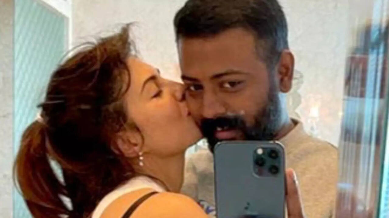 Conman Sukesh Chandrashekhar Writes Valentine's Day Love Letter To Jacqueline Fernandez: Dear, Gold Digger...