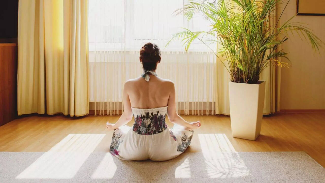 Easy Tips To Feel Energised Through Meditation and Its Benefits