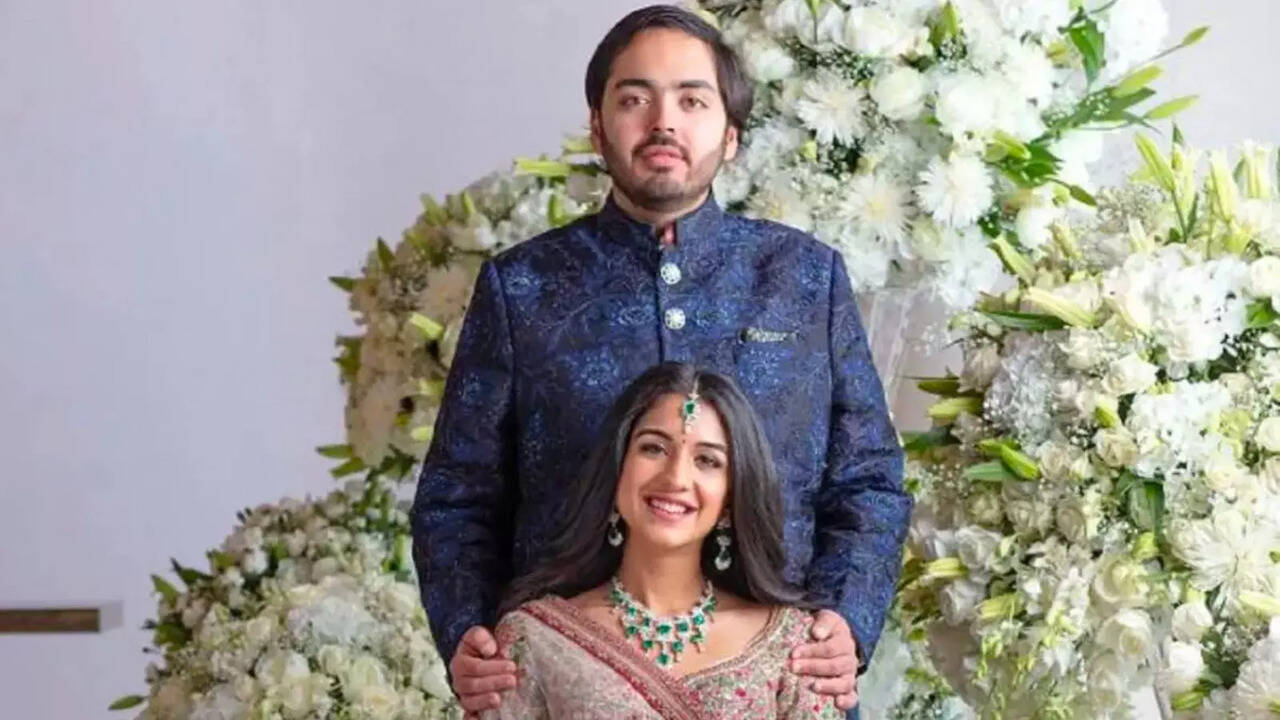 Glimpse Of Anant Ambani-Radhika Merchant Pre-Wedding Bash In Jamnagar Is Out-WATCH