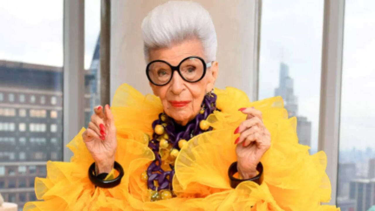 ​​Iris Apfel, Fashion Celebrity Died At 102