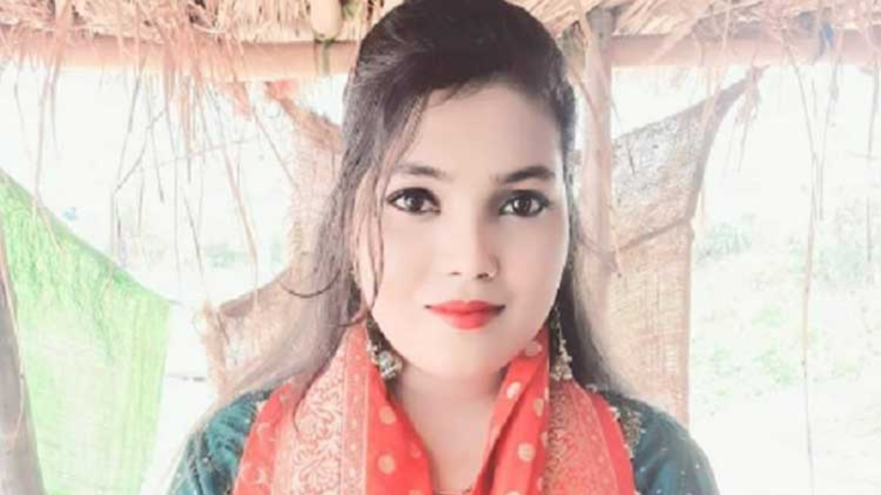 Folk Singer Aanchal Patel Found Dead Under Suspicious Circumstances In Her Flat In Varanasi