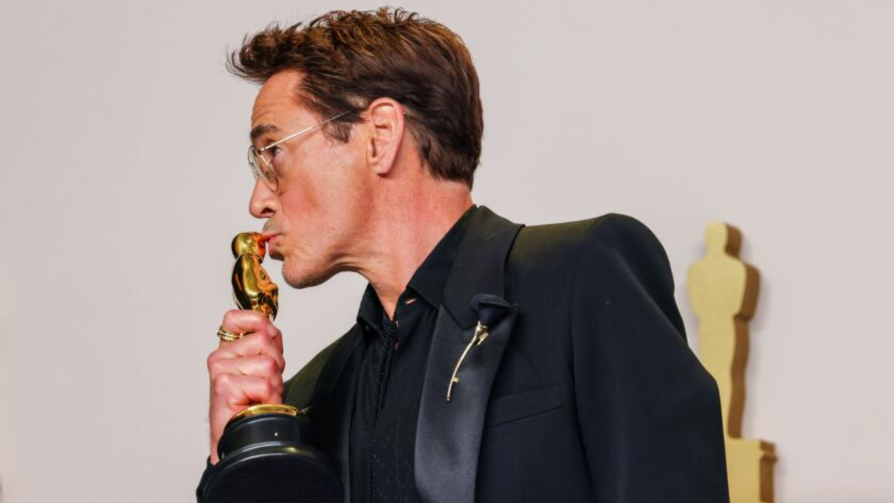 Robert Downey Jr Bags FIRST Oscar Award For Oppenheimer, Calls Himself 'Snarling Rescue Pet'