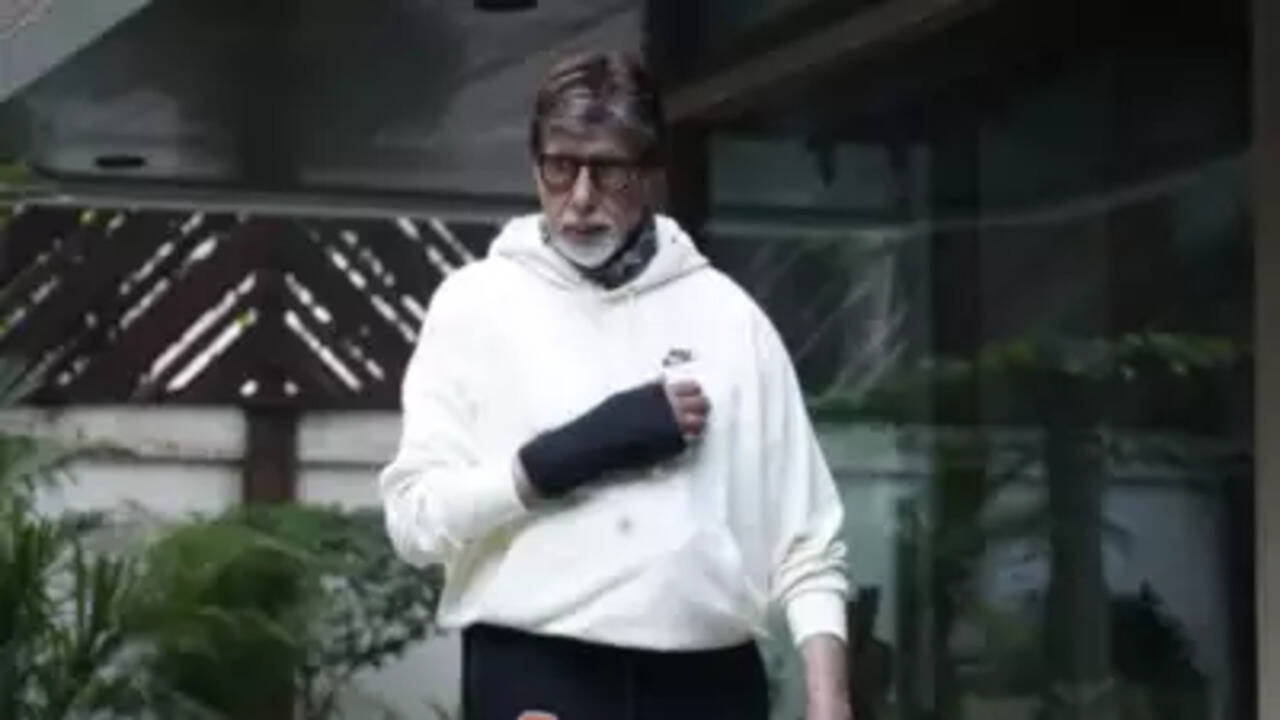 Amitabh Bachchan Hospitalised