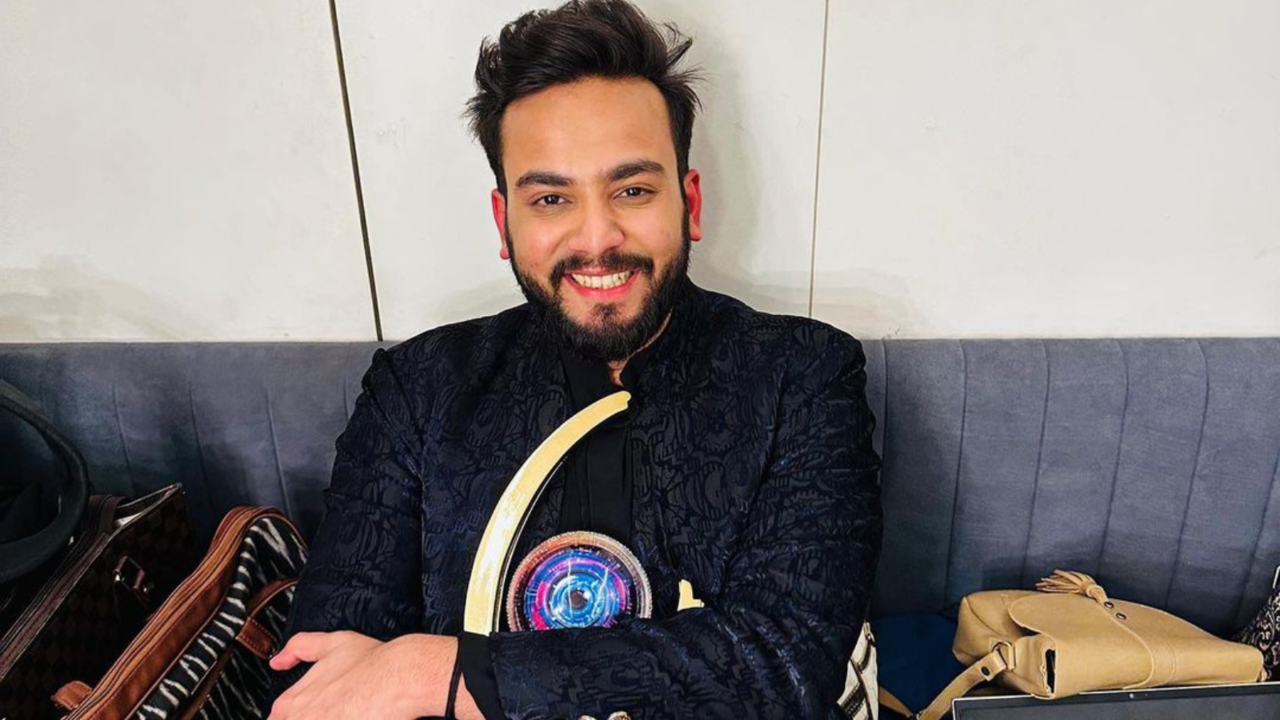 Bigg Boss OTT 2 Winner Elvish Yadav ARRESTED In Snake Venom Case