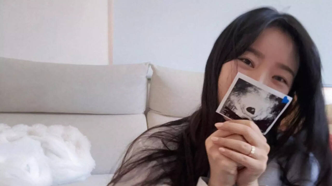 ​Oasis Actor, Bae Seul Gi Is Expecting Her First Child! Announces Pregnancy In YouTube Vlog And On Instagram