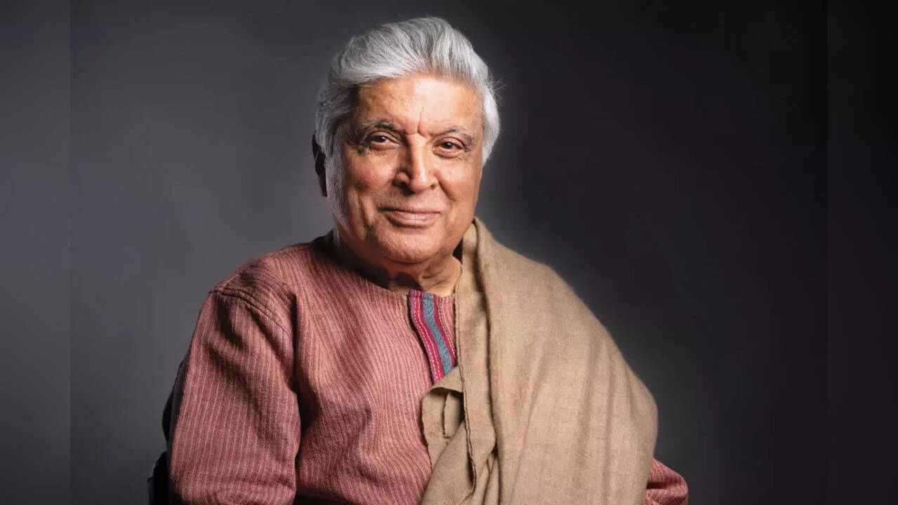 Lyricist Javed Akhtar Reflects on Homelessness: There Is No Difference Between A Human Being And A Dog