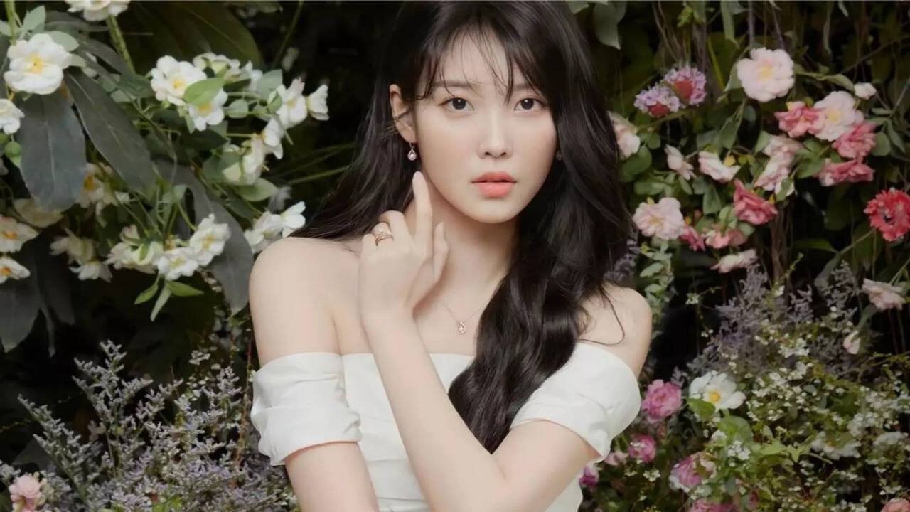 ​IU's Agency Issues Apology After Unauthorized Ticket Exchange Controversy At World Tour