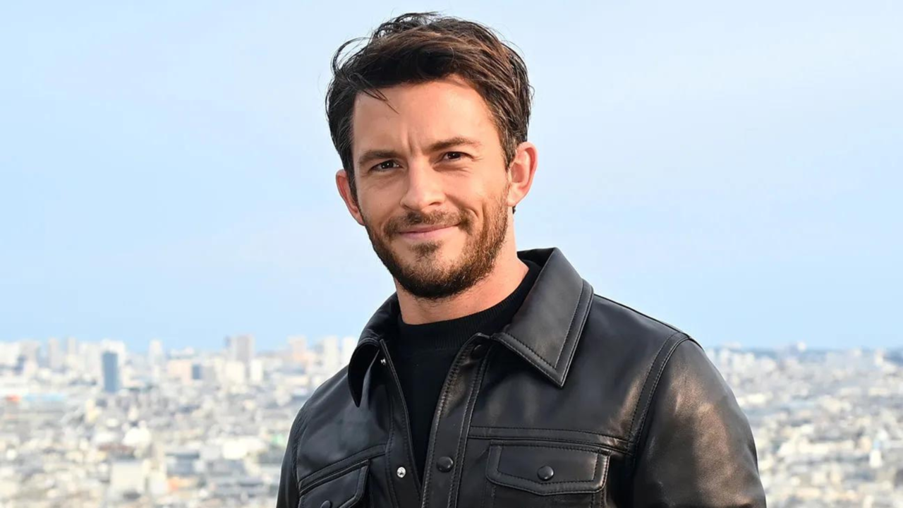 Wicked Actor Jonathan Bailey In Talks For Lead Role In Jurassic World 4