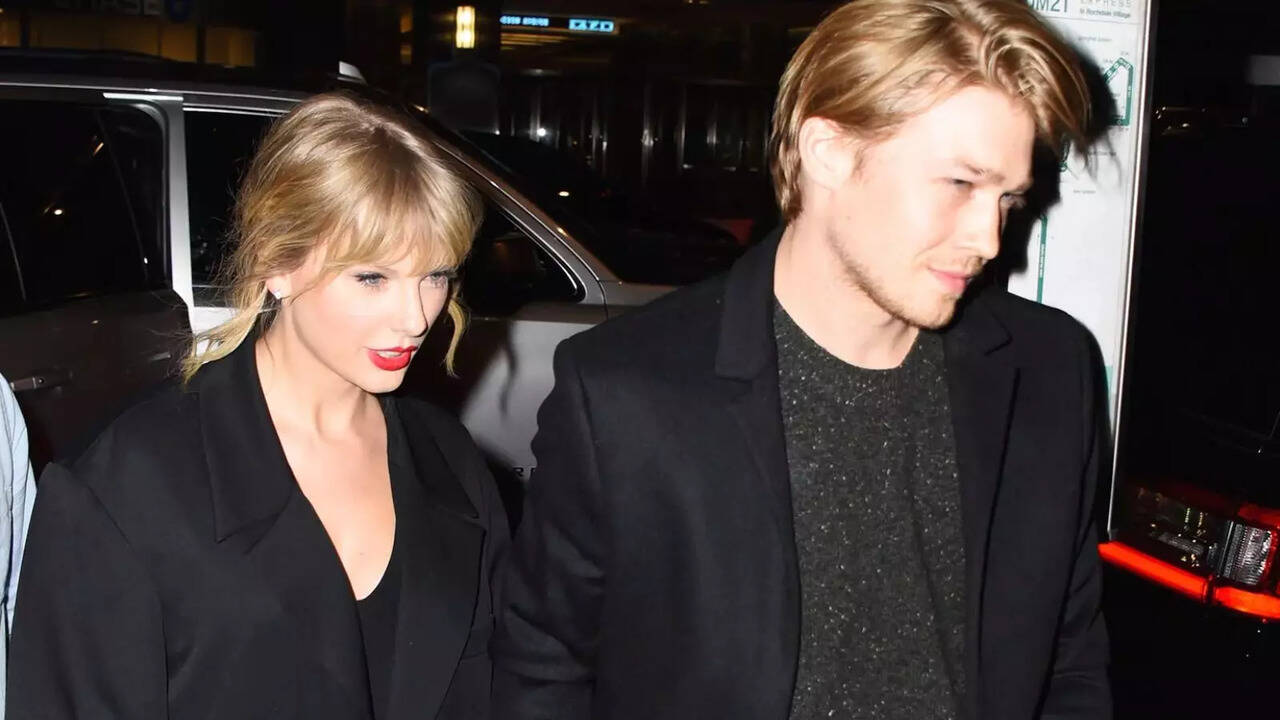 Joe Alwyn Wanted To Keep Taylor Swift's Romance Secret Because He Wanted It To Be His Own Personal Story