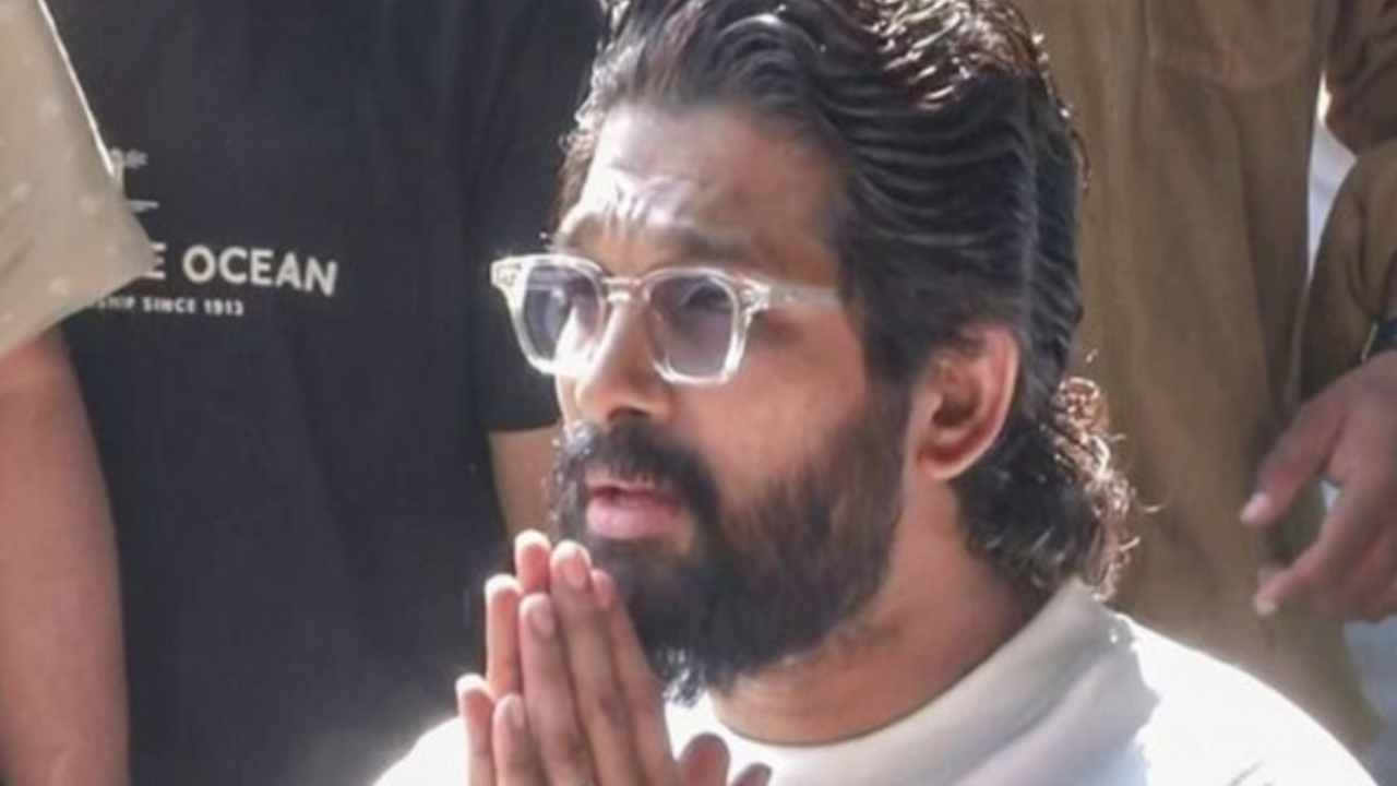 Sandhya Theatre Stampede Case: Allu Arjun Visits Chikadapally Police Station As Part Of Bail Conditions