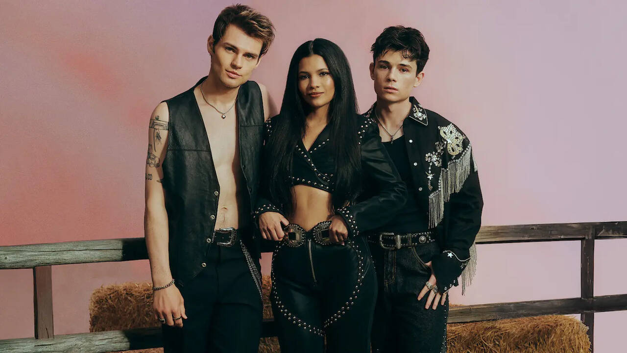 Nikki Rodriguez from "My Life With the Walter Boys" Discusses the