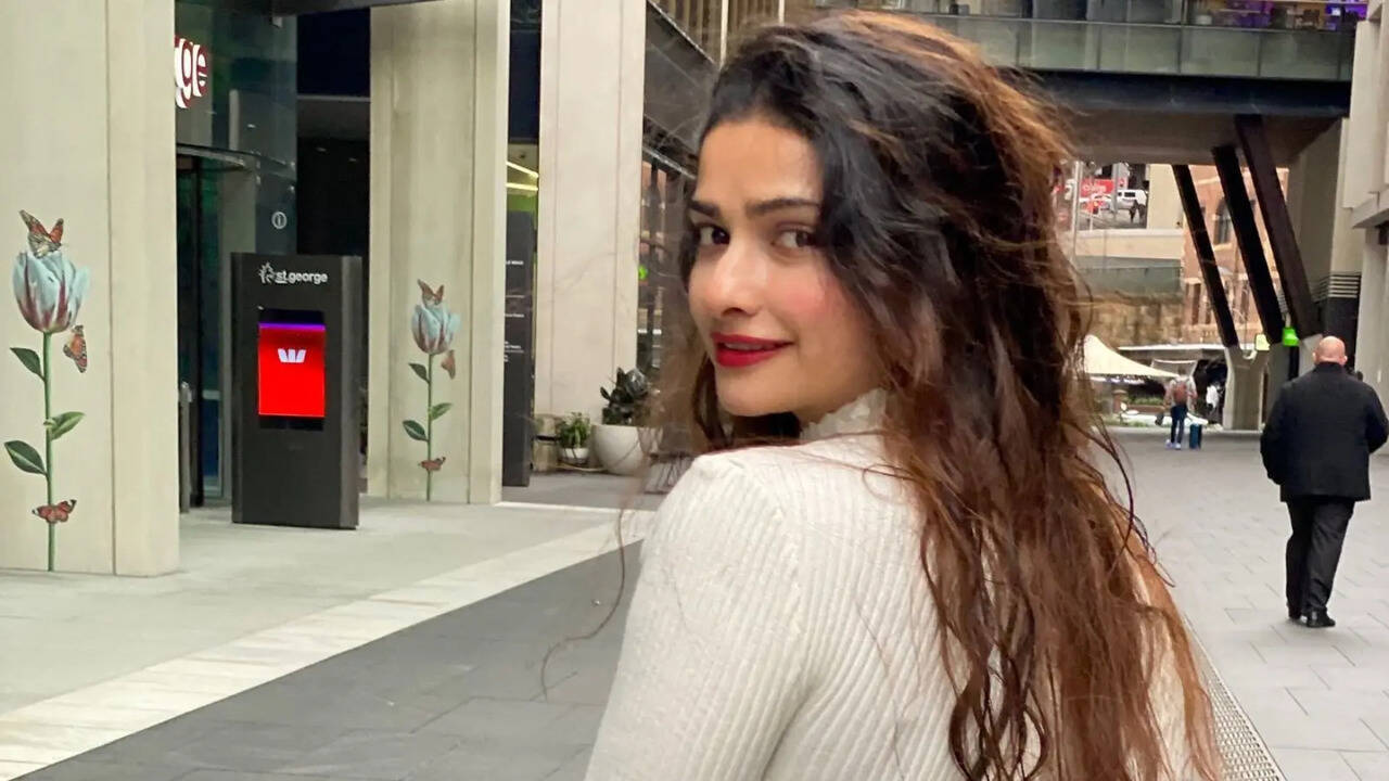 Prachi Desai Age Boyfriend Husband Family Biography | Celebrities Details, image size:1280x720