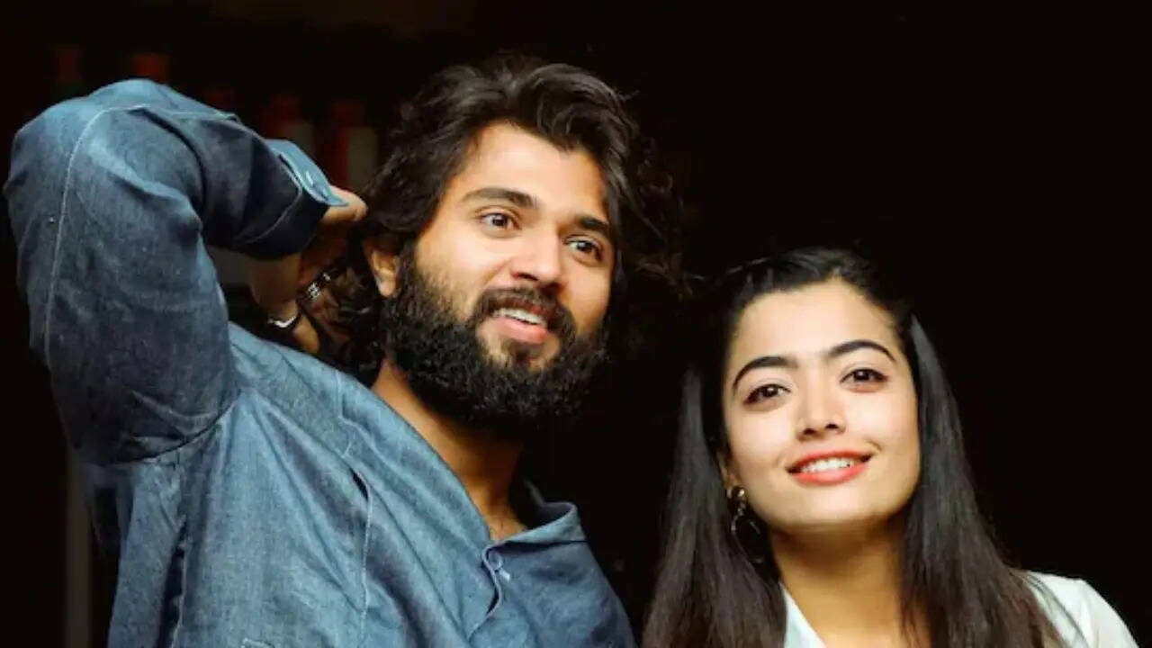 rashmika-mandanna-calls-vijay-deverakonda-blessing-engagement-rumors
