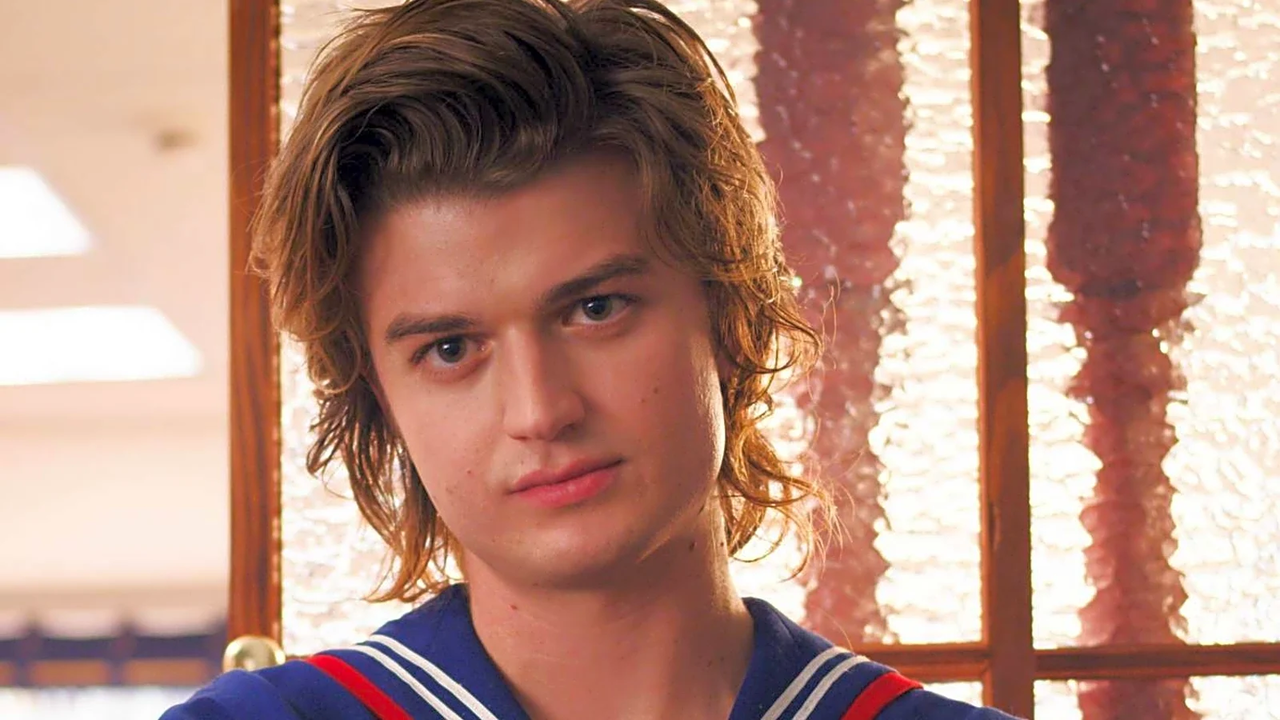Joe Keery, known for his role in Stranger Things, expresses his feelings of being 'fortunate' and shares a heartfelt message after gaining widespread attention at the 2026 Golden Globes.