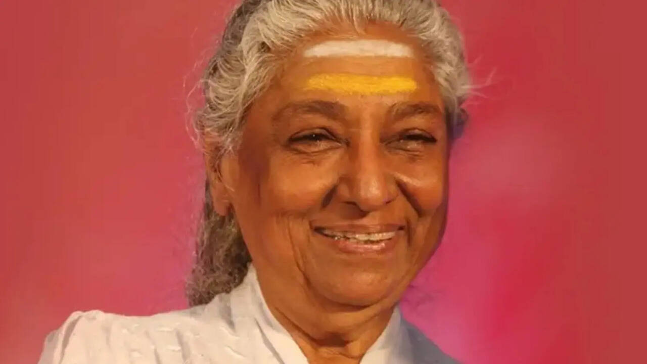 s-janaki-dies-mysuru-nightingale-south