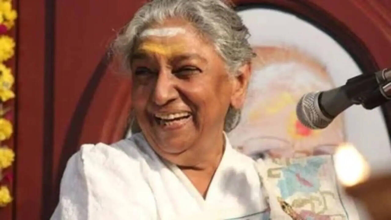 s-janaki-dies-at-88-mysuru