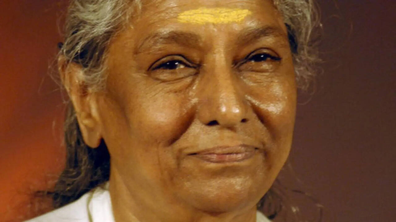 s-janaki-passes-away-tributes-music-contributions