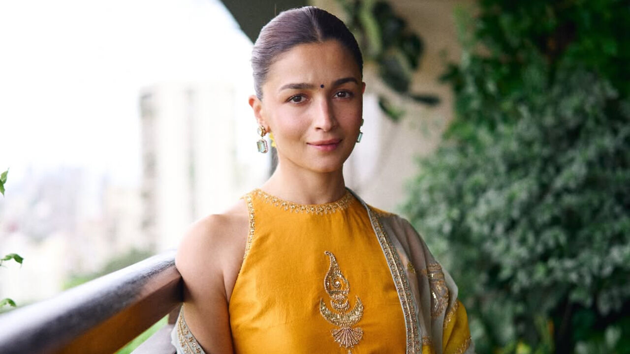 alia-bhatt-shares-ganesh-chaturthi-family-celebrations-with-ranbir-kapoor