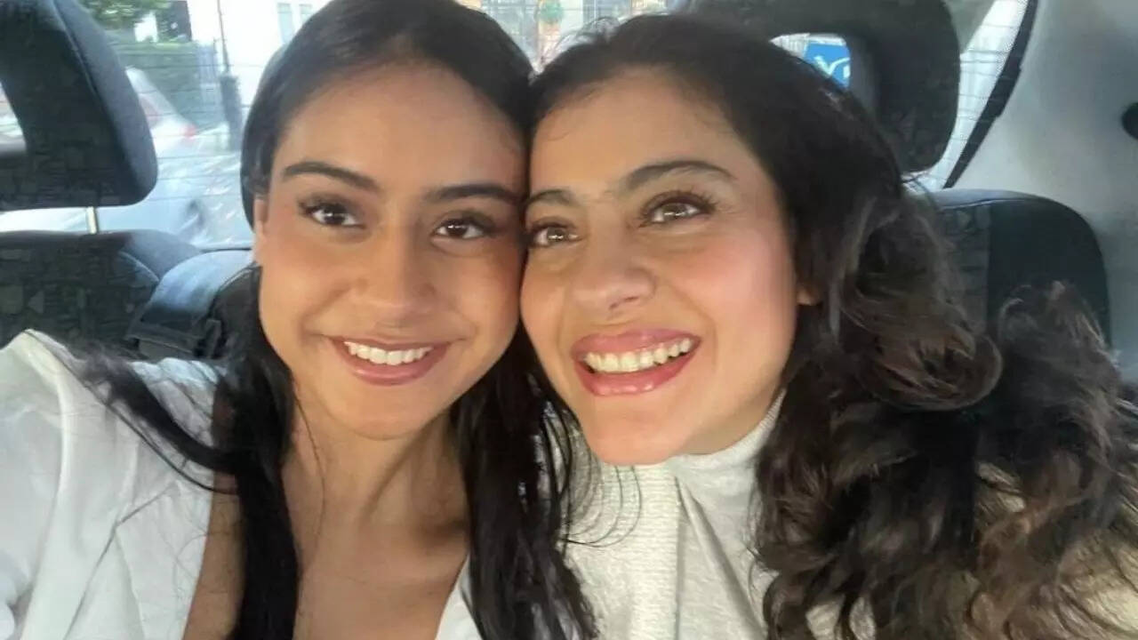 Kajol and Nysa's adorable picture