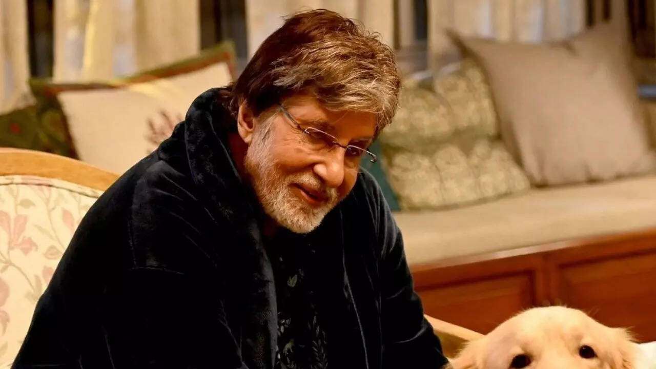 Amitabh Bachchan marks 40 years of Yaarana