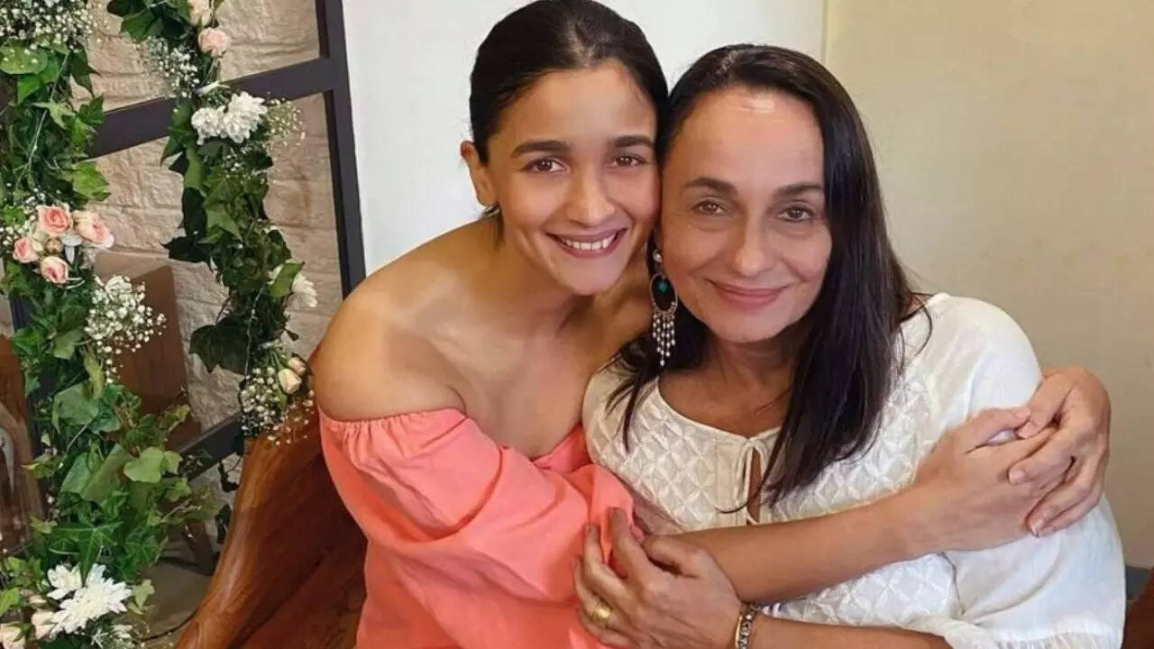 Alia Bhatt and Soni Razdan