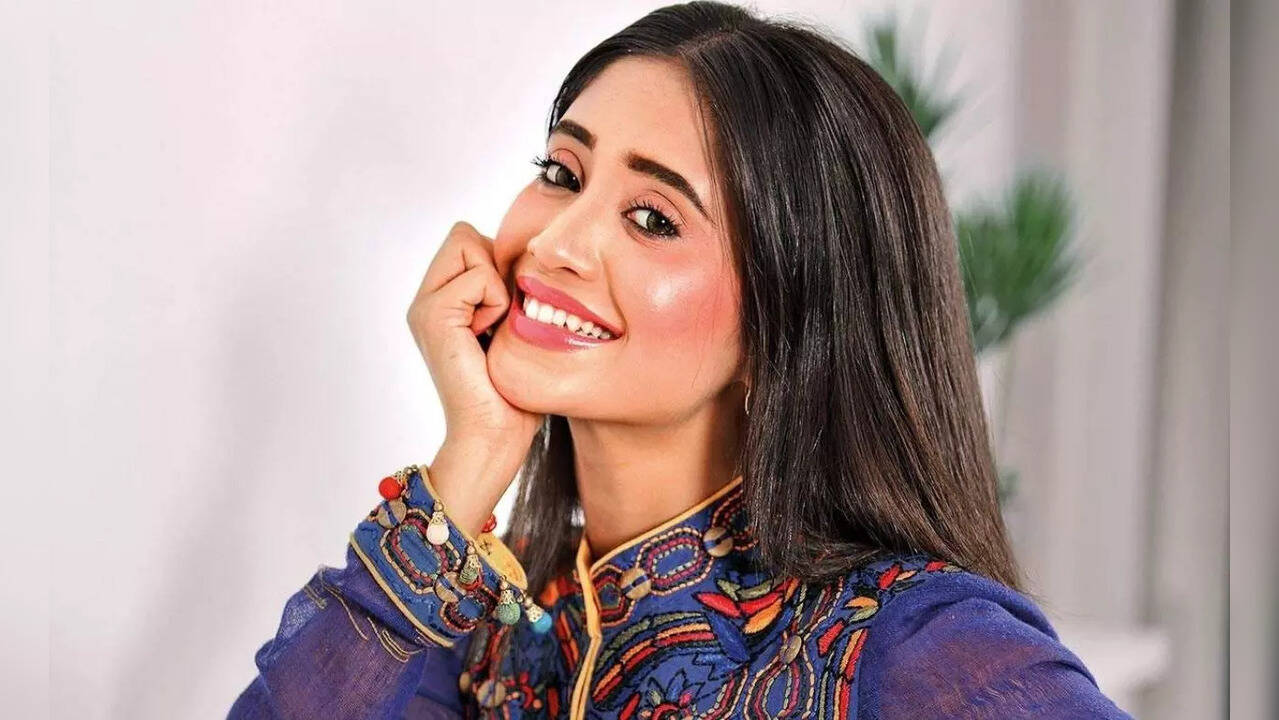 Shivangi Joshi leaves YRKKH