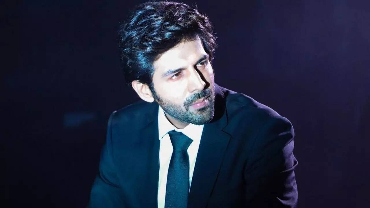 Kartik Aaryan Dostana 2