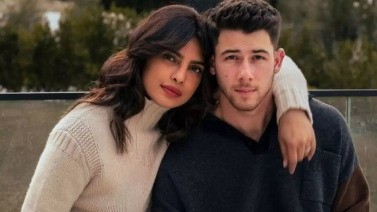 Priyanka Chopra Nick Jonas roast