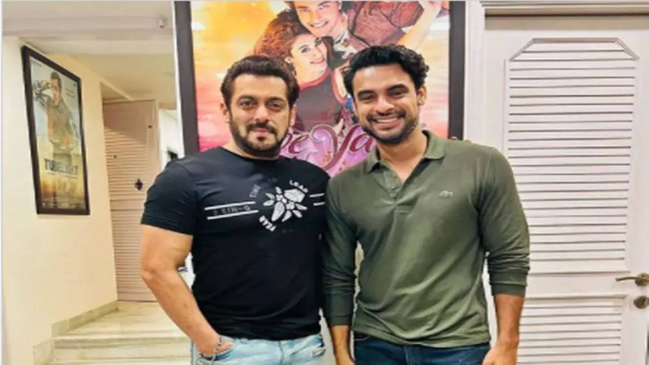 Tovino Thomas met Salman Khan