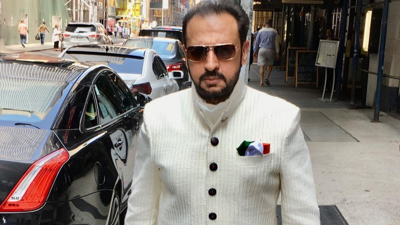 Gulshan Grover Bad Man image