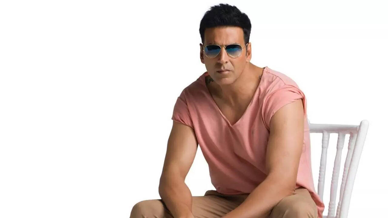 Akshay Kumar brings smile on a little fan's face by sending her sweetest birthday wishes