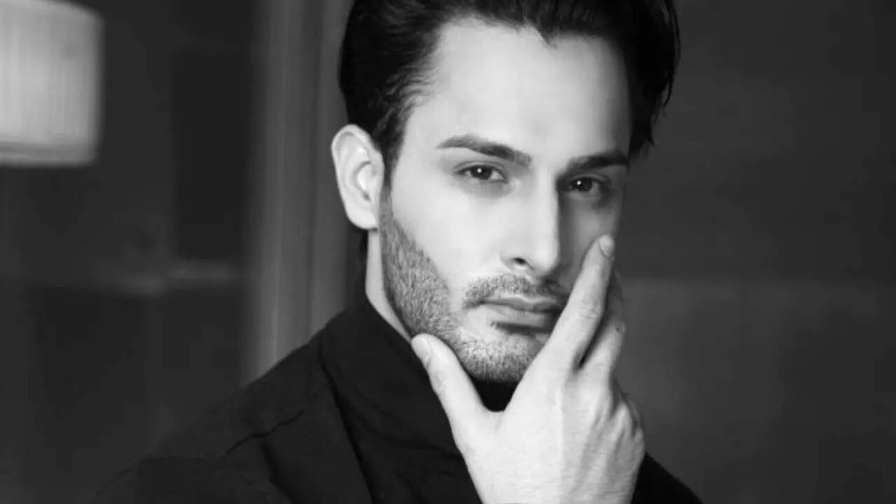 Bigg Boss 15's Umar Riaz accused of fraud