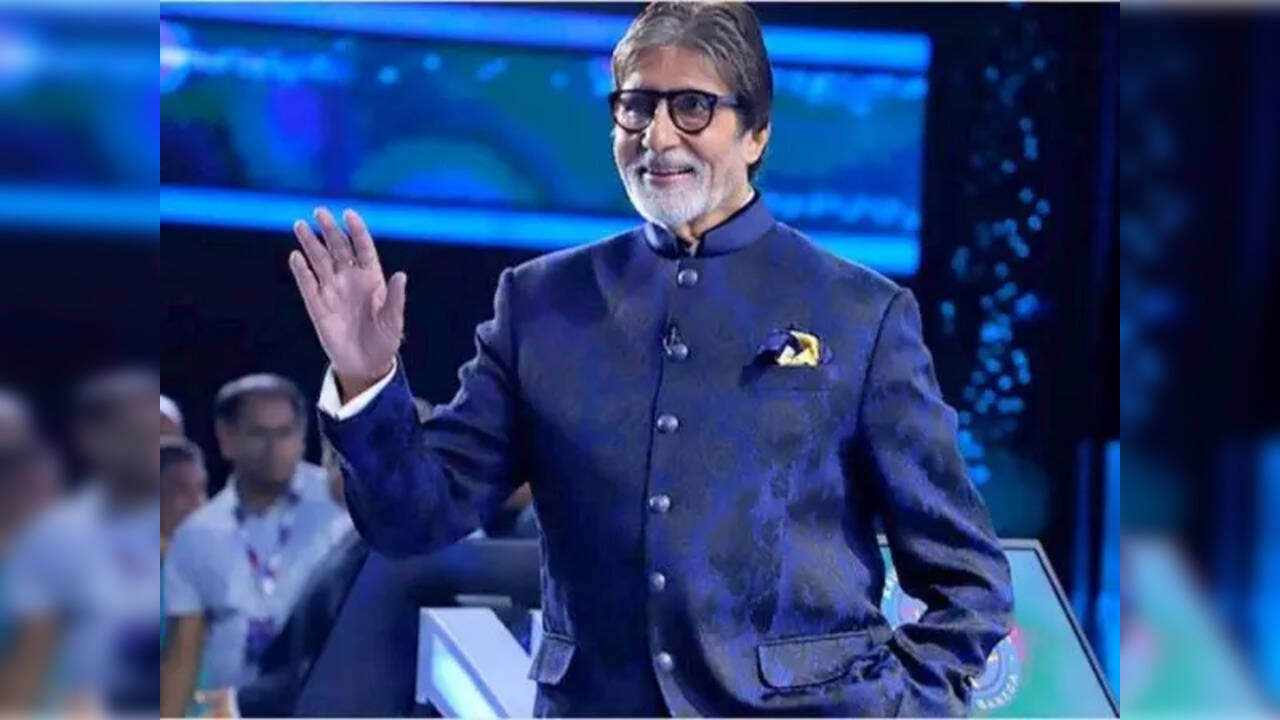 Amitabh Bachchan in KBC 13