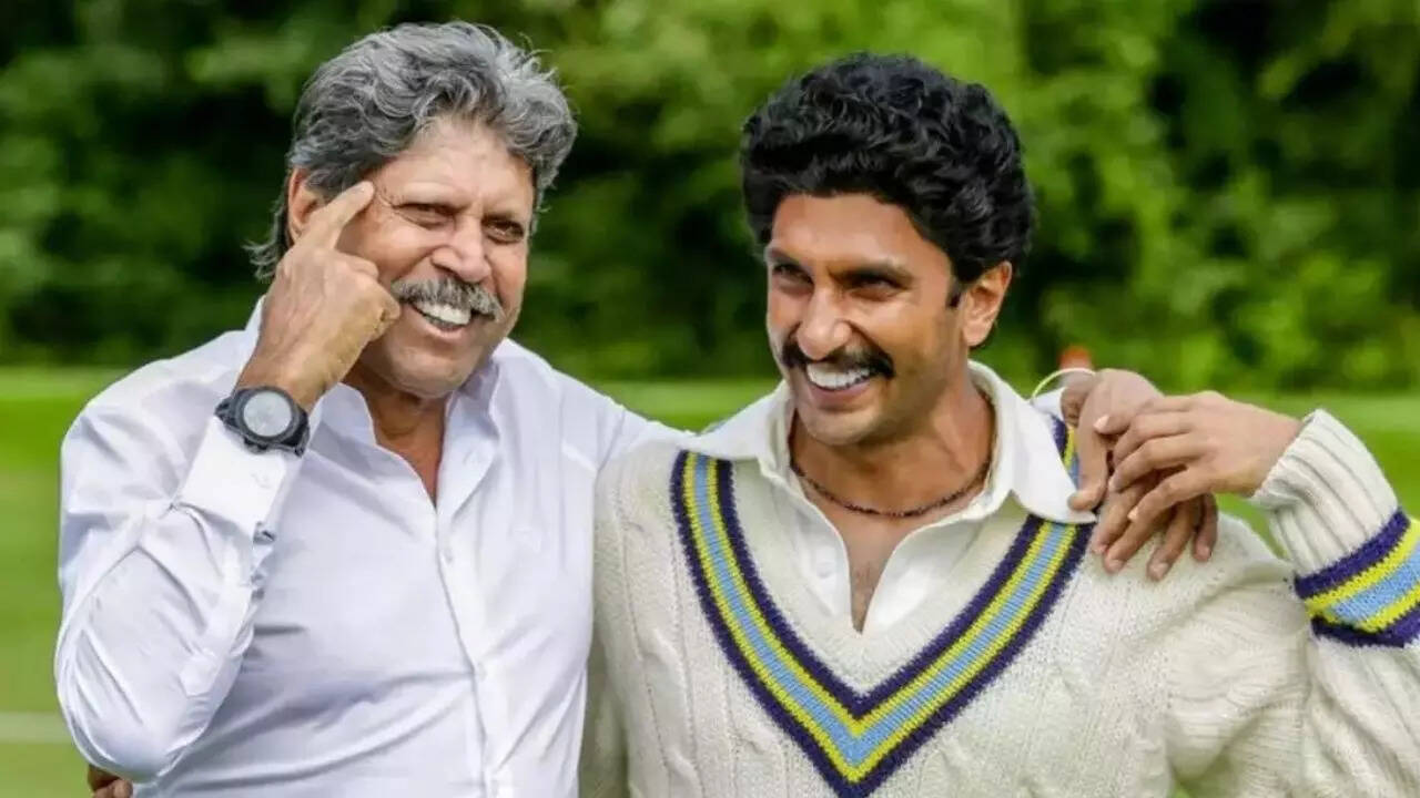 Kapil Dev with Ranveer Singh