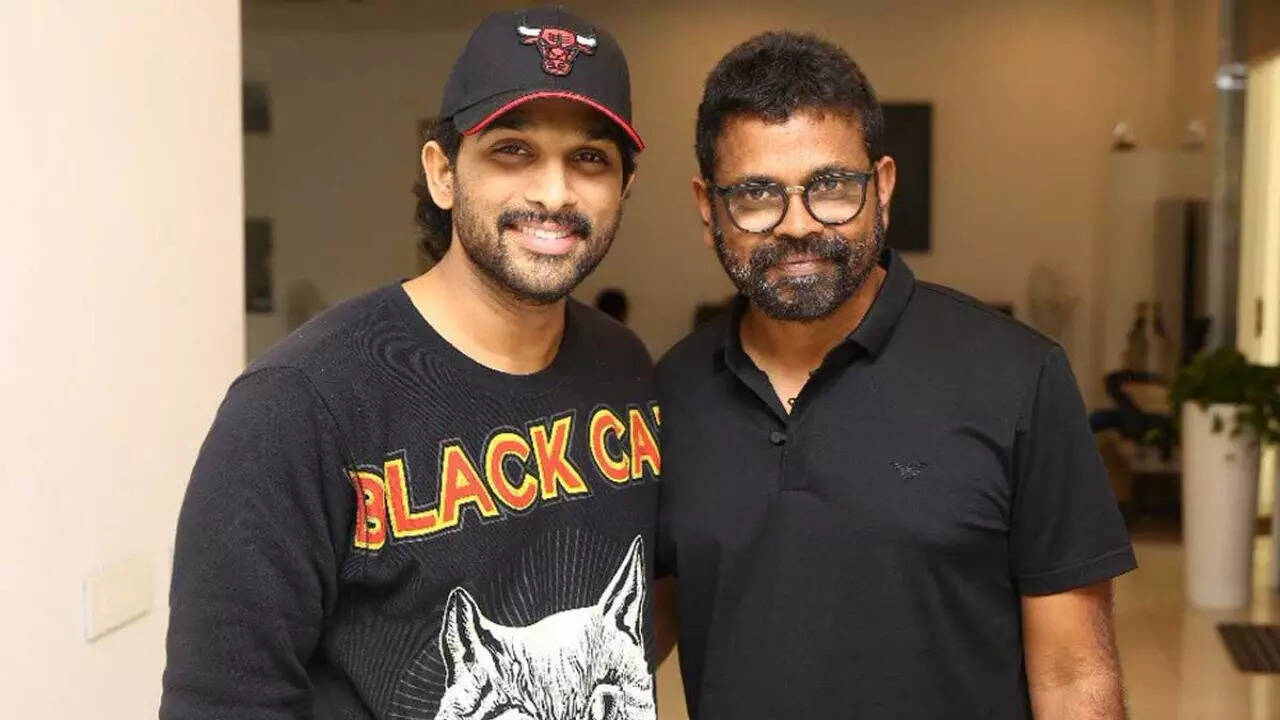 Allu Arjun gets teary-eyed thanking Pushpa director Sukumar; calls him the man responsible for his evolution - WATCH