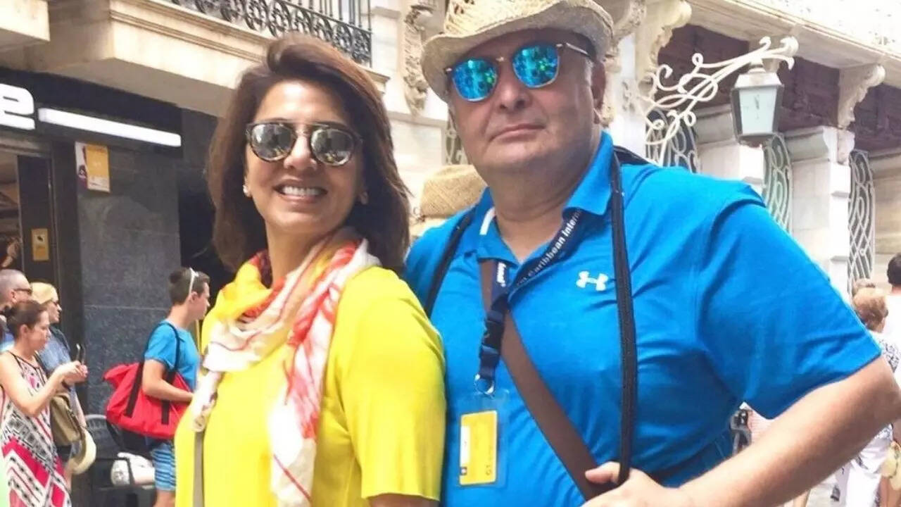 When Neetu Kapoor opened up about Rishi Kapoor sending her letters on outdoor shoots