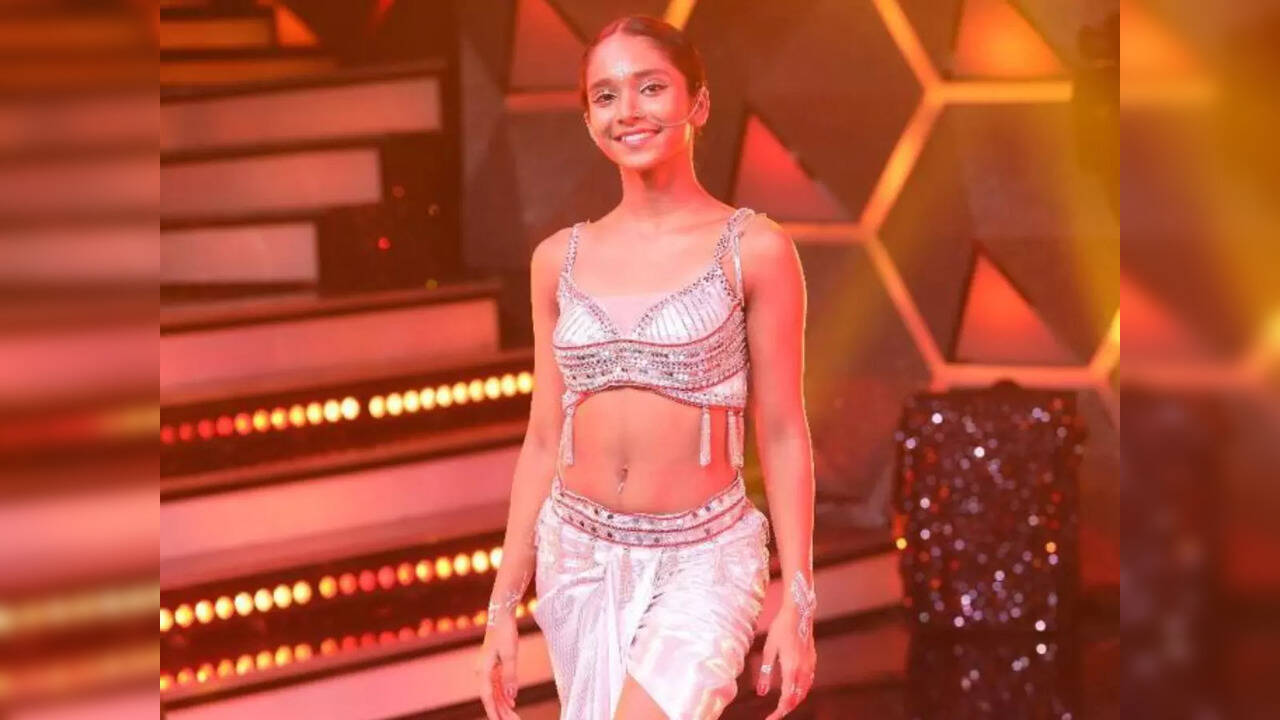 Saumya Kamble on the sets of India's Best Dancer Season 2