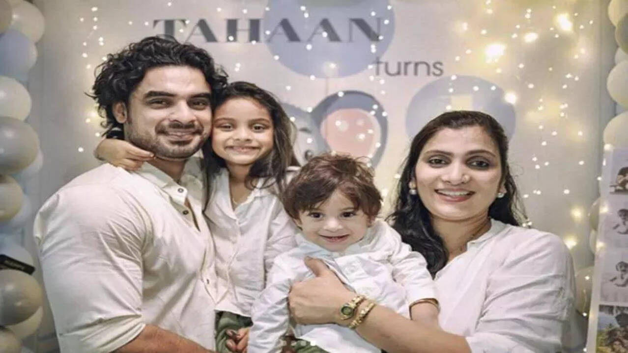 Tovino Thomas family