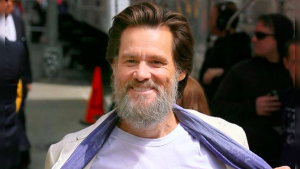 Hollywood biggie Jim Carrey marks a 'sexy 60' with a birthday video | Zoom  TV, image size:1278x720
