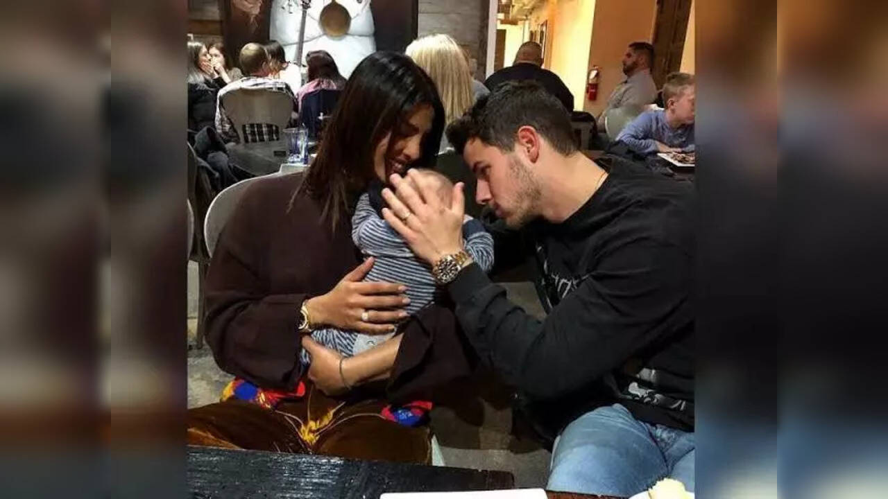 Priyanka Chopra and Nick Jonas in the viral photo